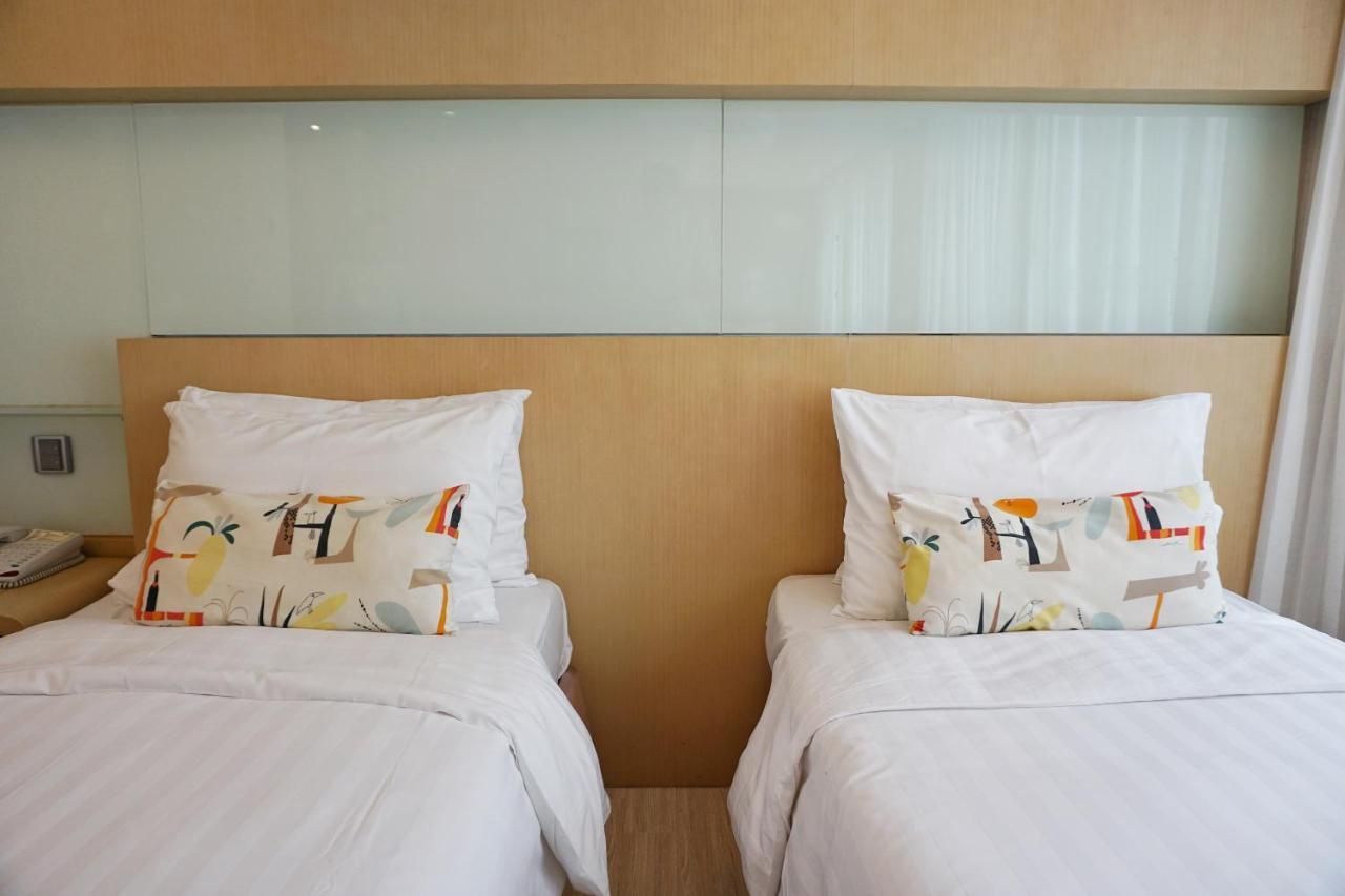 Hotel Benito Хонконг Екстериор снимка