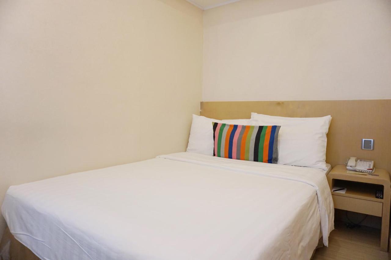Hotel Benito Хонконг Екстериор снимка
