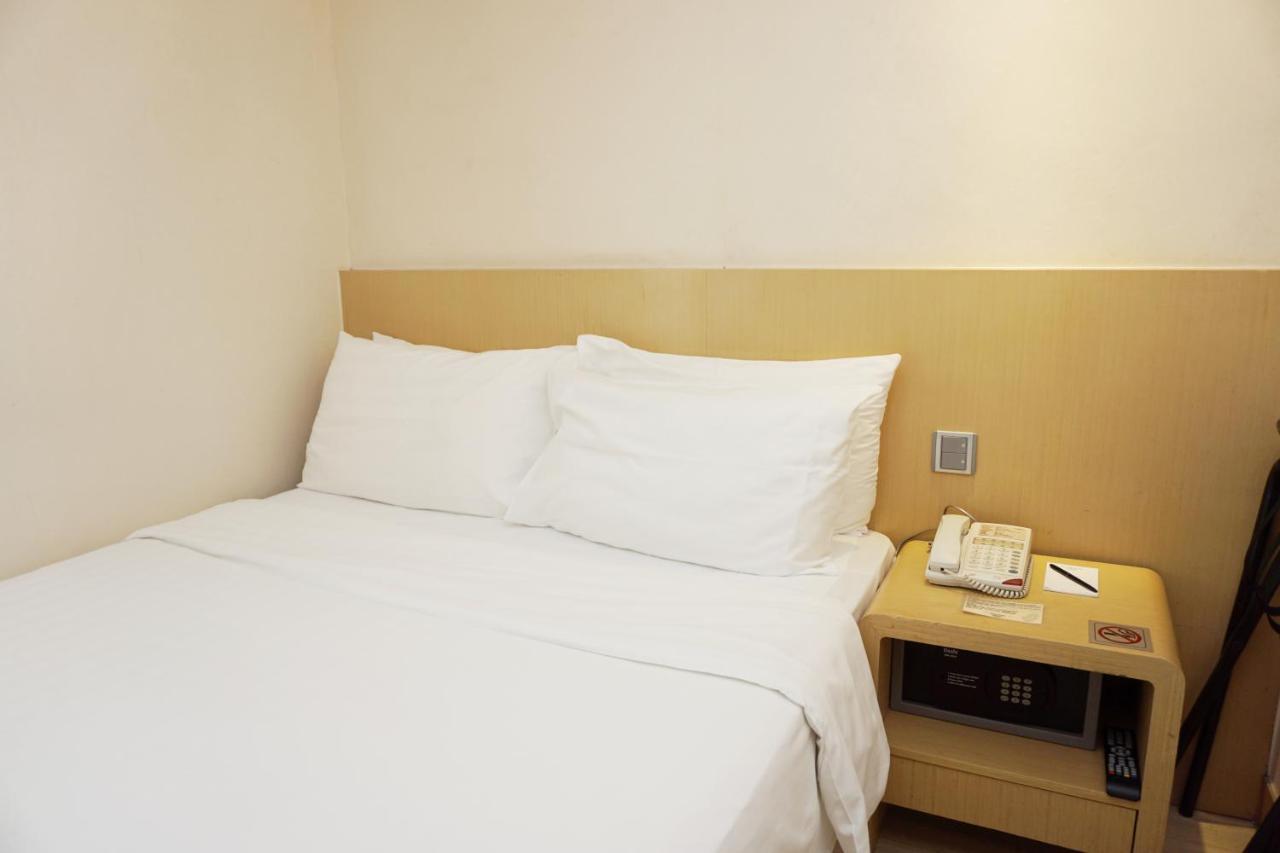 Hotel Benito Хонконг Екстериор снимка