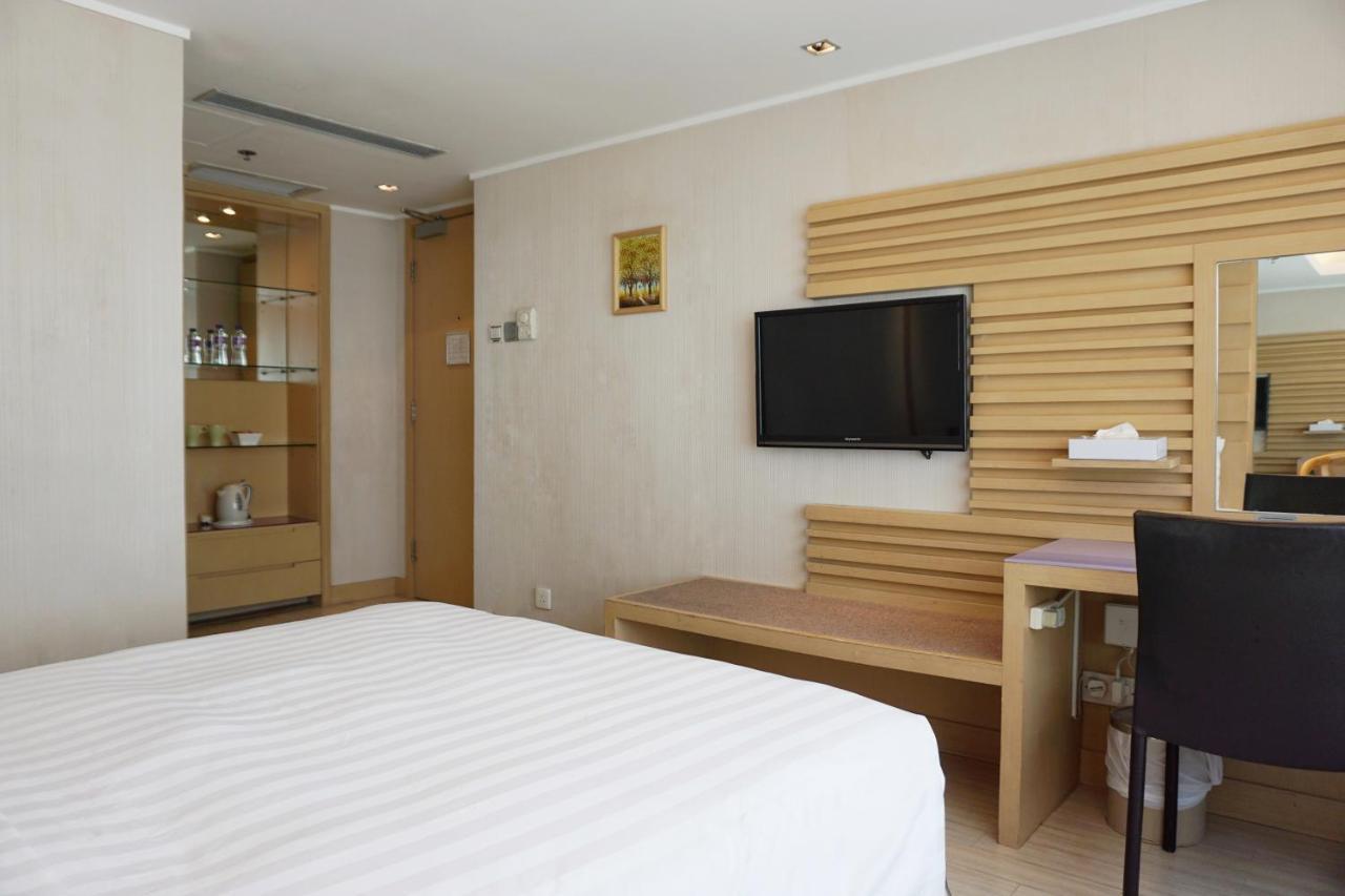 Hotel Benito Хонконг Екстериор снимка