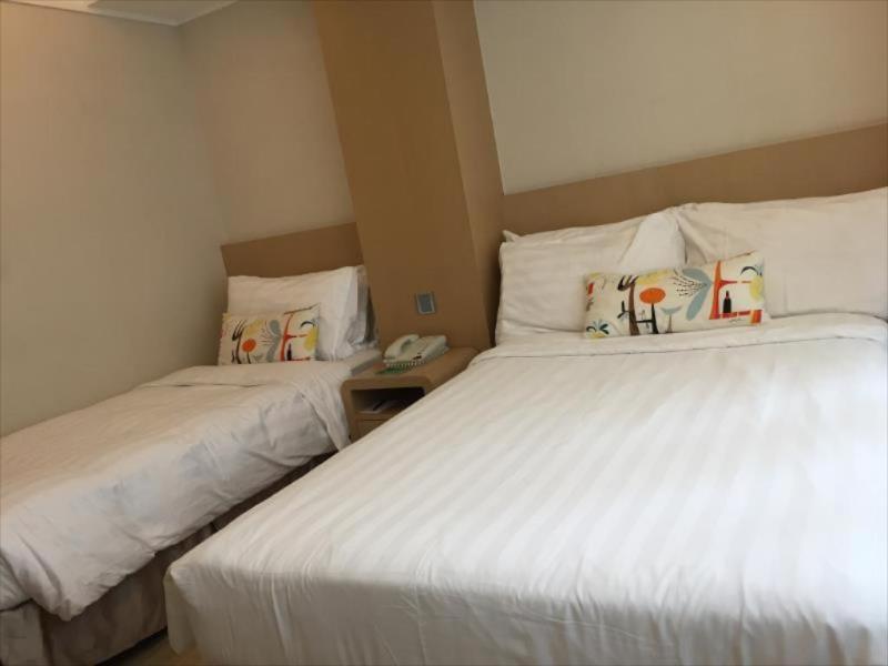 Hotel Benito Хонконг Екстериор снимка